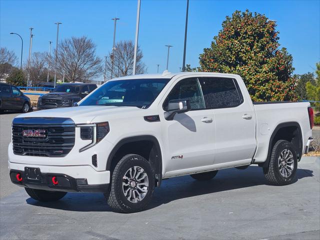 2023 GMC Sierra 1500 4WD Crew Cab Short Box AT4