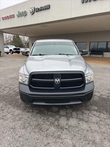 2023 RAM 1500 Classic Tradesman Crew Cab 4x4 64 Box