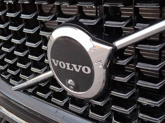 2025 Volvo XC60 Plug-In Hybrid Plus, T8 AWD Electric/Gasoline, Dark