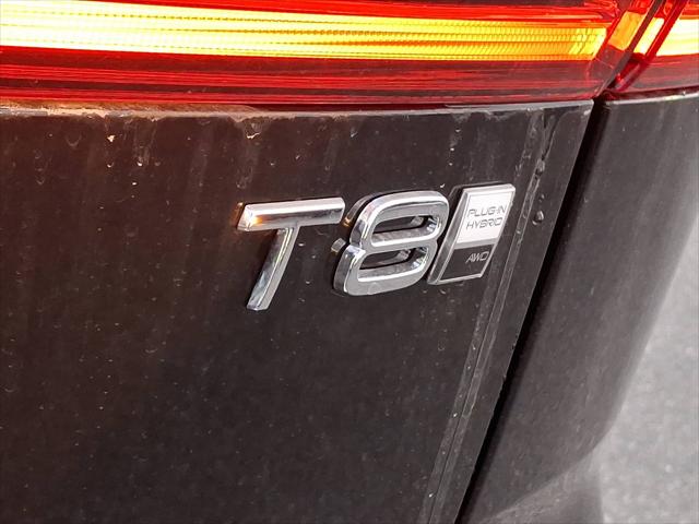 2025 Volvo XC60 Plug-In Hybrid Plus, T8 AWD Electric/Gasoline, Dark