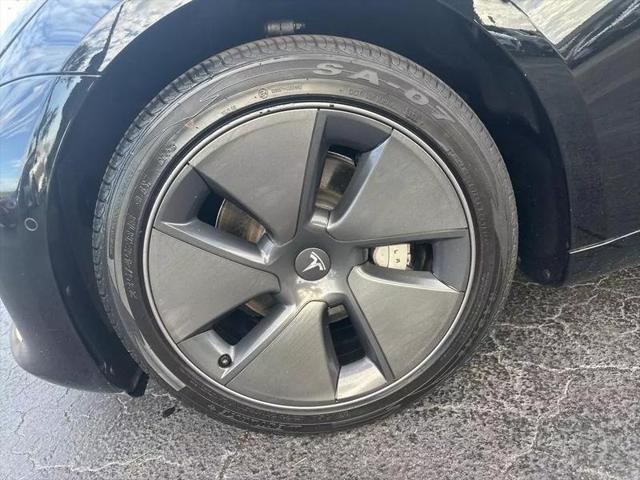 2021 Tesla Model 3 Standard Range Plus Rear-Wheel Drive