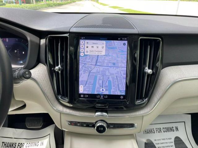 2023 Volvo XC60 B5 Plus Dark Theme