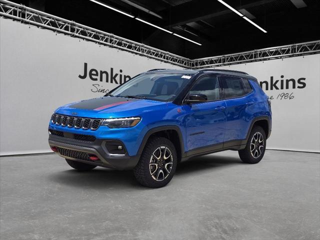 2025 Jeep Compass COMPASS TRAILHAWK 4X4
