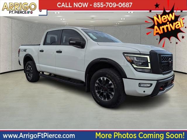 2022 Nissan TITAN Crew Cab PRO-4X 4x4