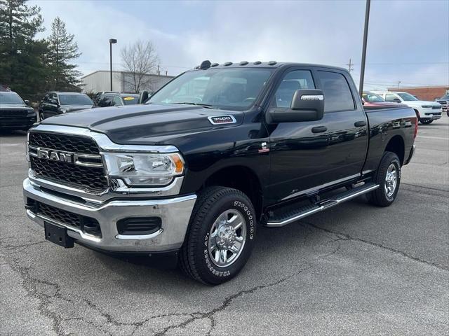 2024 RAM 3500 Tradesman Crew Cab 4x4 64 Box