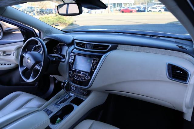 2022 Nissan Murano SL FWD