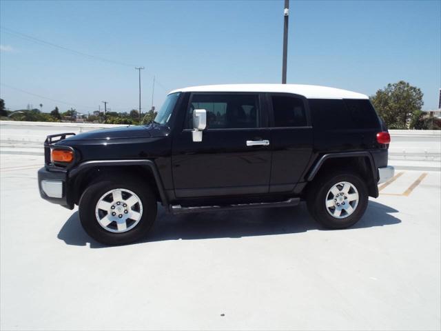 2007 Toyota FJ Cruiser Base 4dr SUV 4WD (4L V6 5A)