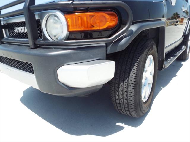 2007 Toyota FJ Cruiser Base 4dr SUV 4WD (4L V6 5A)
