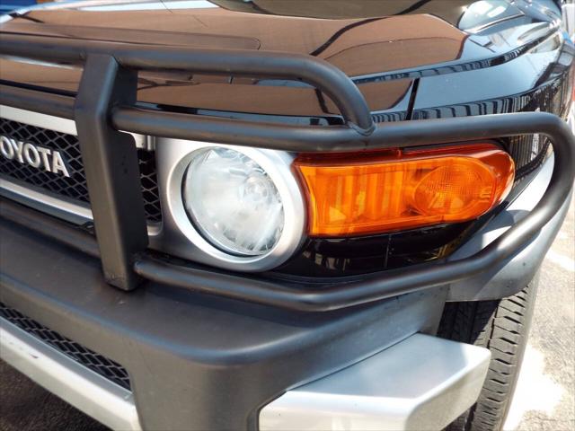 2007 Toyota FJ Cruiser Base 4dr SUV 4WD (4L V6 5A)