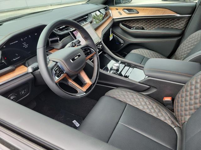 2025 Jeep Grand Cherokee GRAND CHEROKEE SUMMIT RESERVE 4X4