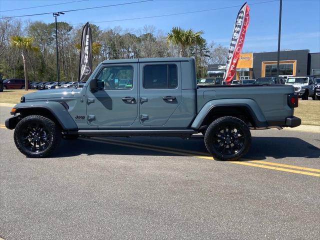 2025 Jeep Gladiator GLADIATOR NIGHTHAWK 4X4