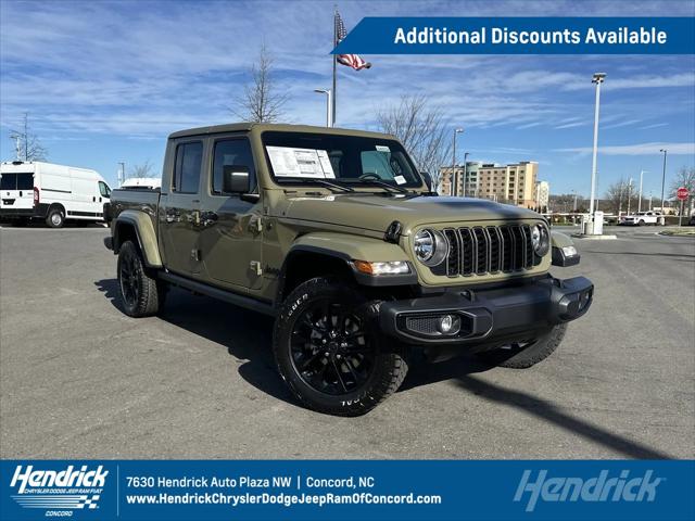 2025 Jeep Gladiator GLADIATOR NIGHTHAWK 4X4