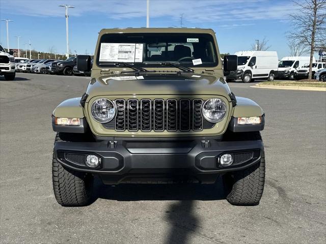 2025 Jeep Gladiator GLADIATOR NIGHTHAWK 4X4