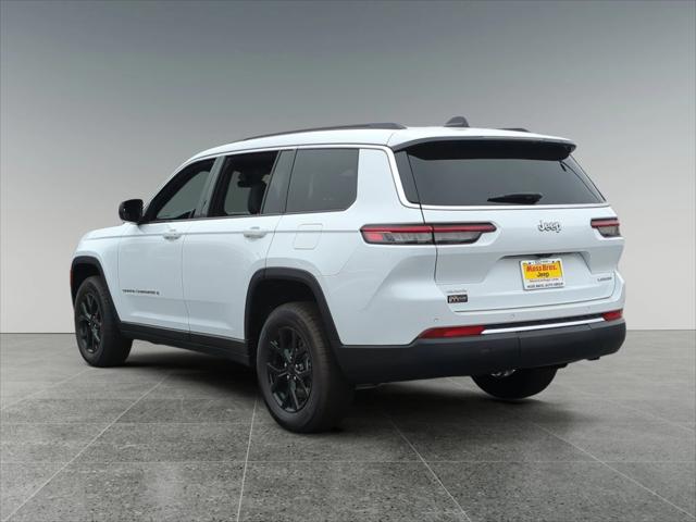 2025 Jeep Grand Cherokee GRAND CHEROKEE L LAREDO 4X4