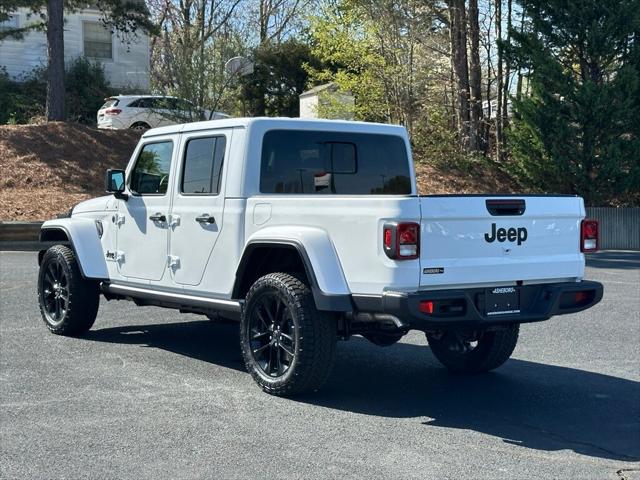 2025 Jeep Gladiator GLADIATOR NIGHTHAWK 4X4