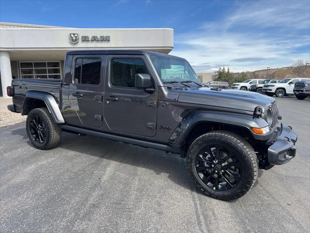 2025 Jeep Gladiator GLADIATOR NIGHTHAWK 4X4 2025 Jeep Gladiator GLADIATOR NIGHTHAWK 4X4