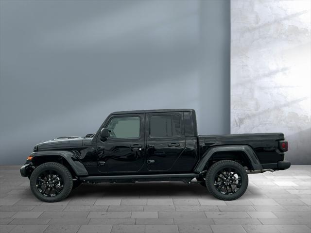 2025 Jeep Gladiator GLADIATOR NIGHTHAWK 4X4