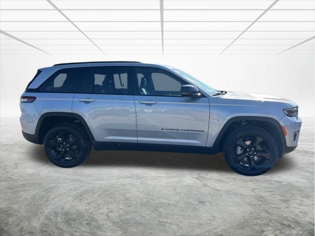 2025 Jeep Grand Cherokee GRAND CHEROKEE LIMITED 4X2
