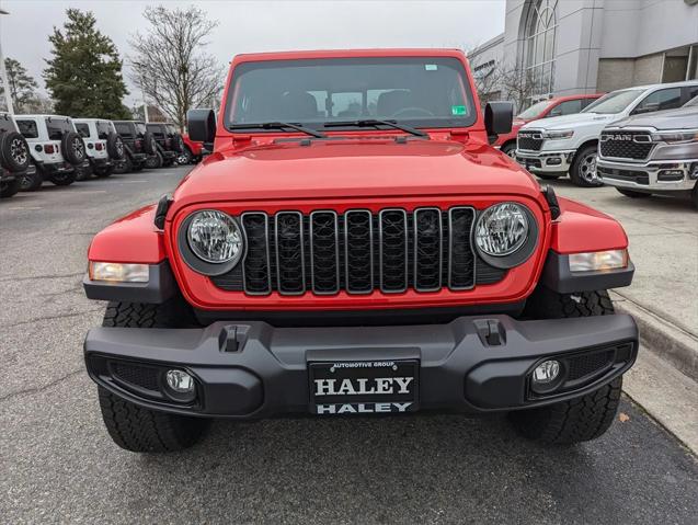 2025 Jeep Gladiator GLADIATOR NIGHTHAWK 4X4