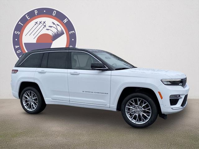 2025 Jeep Grand Cherokee GRAND CHEROKEE SUMMIT 4X4