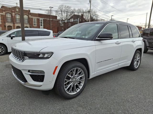 2025 Jeep Grand Cherokee GRAND CHEROKEE SUMMIT 4X4