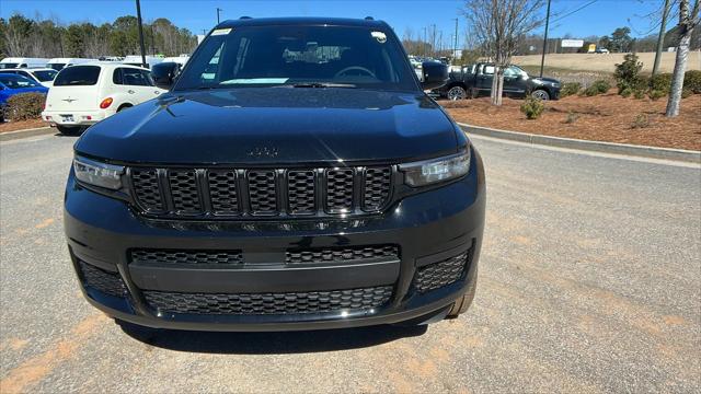 2025 Jeep Grand Cherokee GRAND CHEROKEE L ALTITUDE 4X4