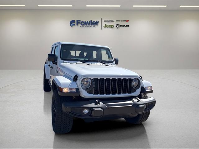 2025 Jeep Gladiator GLADIATOR NIGHTHAWK 4X4