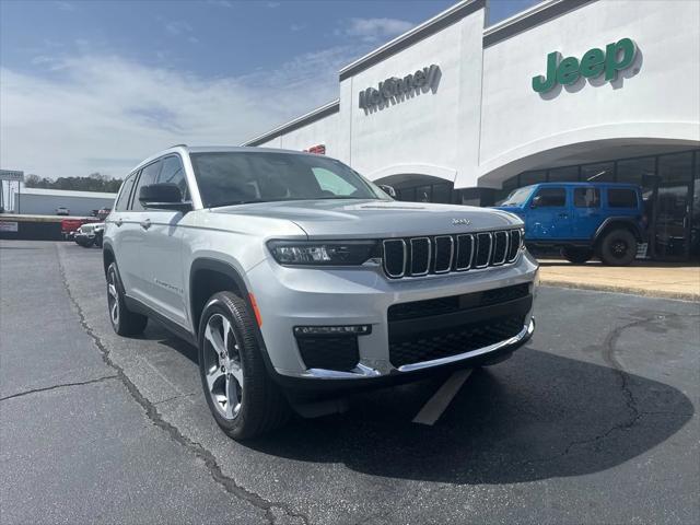 2025 Jeep Grand Cherokee GRAND CHEROKEE L LIMITED 4X4