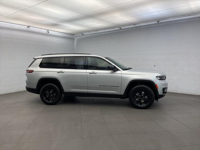 2025 Jeep Grand Cherokee GRAND CHEROKEE L ALTITUDE 4X4