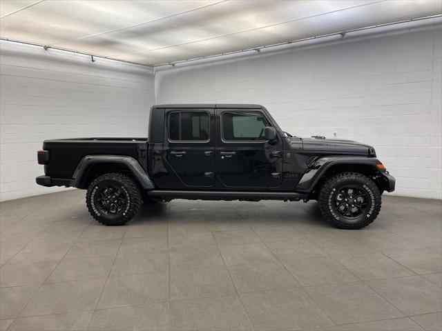 2025 Jeep Gladiator GLADIATOR WILLYS 4X4