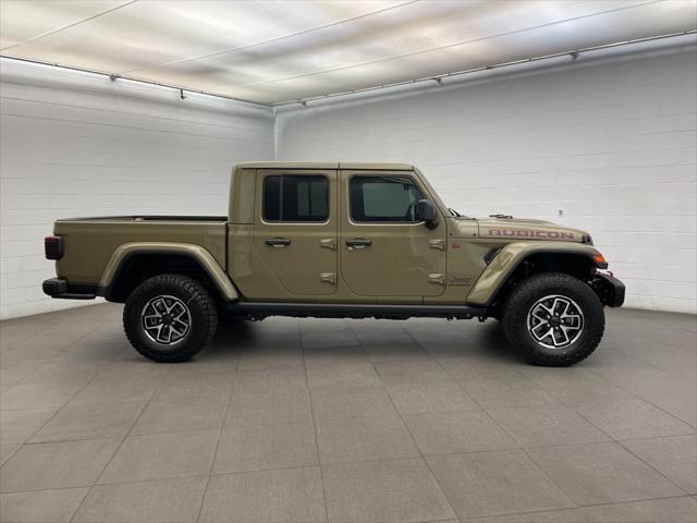 2025 Jeep Gladiator GLADIATOR RUBICON X 4X4