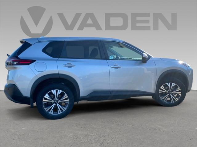2022 Nissan Rogue SV FWD