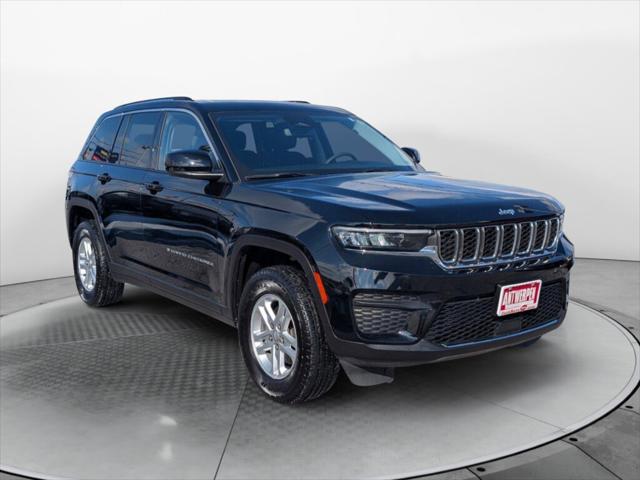 2023 Jeep Grand Cherokee Laredo 4x4