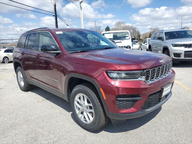 2025 Jeep Grand Cherokee GRAND CHEROKEE LAREDO X 4X4