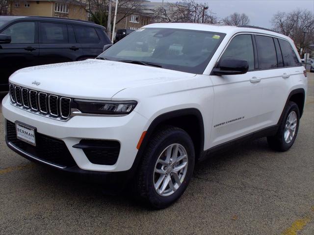 2025 Jeep Grand Cherokee GRAND CHEROKEE LAREDO X 4X4