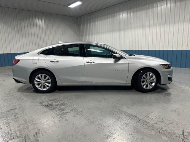2022 Chevrolet Malibu FWD LT