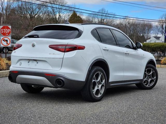 2023 Alfa Romeo Stelvio Ti AWD