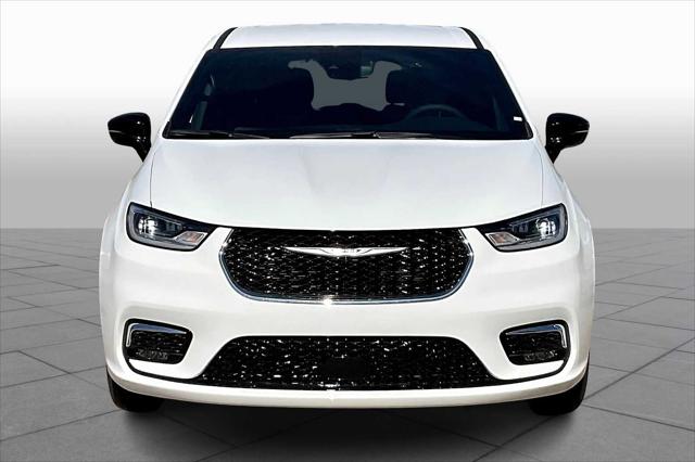 2025 Chrysler Pacifica PACIFICA SELECT