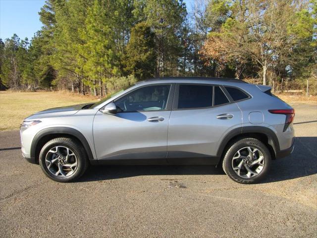 2024 Chevrolet Trax FWD LT