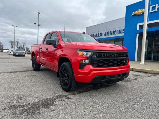 2024 Chevrolet Silverado 1500 4WD Double Cab Standard Bed Custom