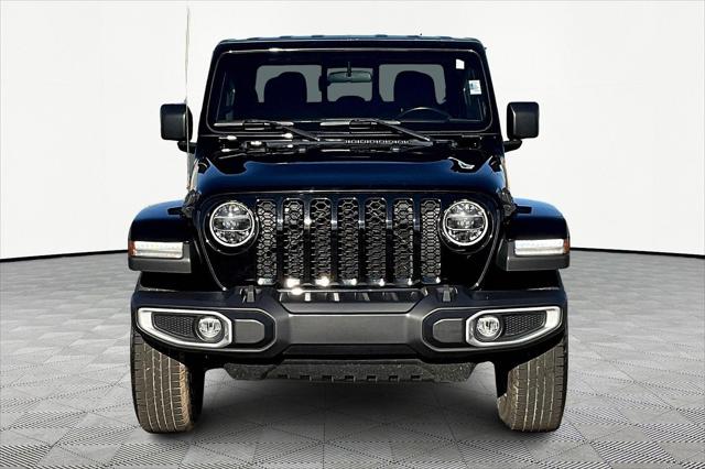 2022 Jeep Gladiator Sport S 4x4