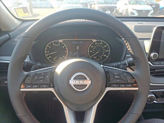 2025 Nissan Altima SR FWD