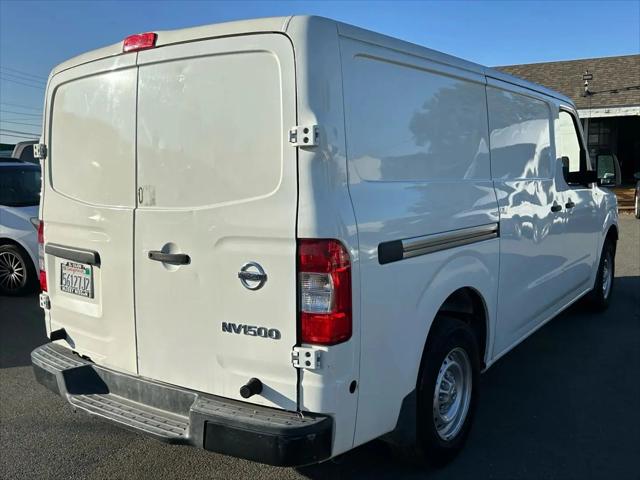 2016 Nissan 1500 S V6