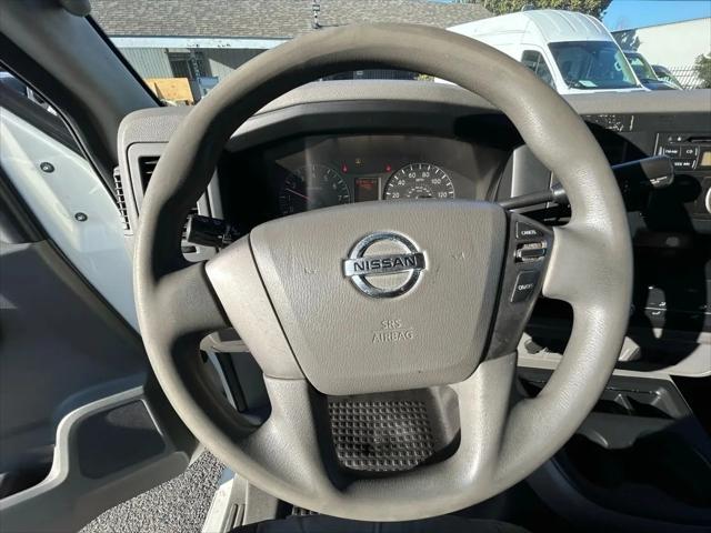 2016 Nissan 1500 S V6