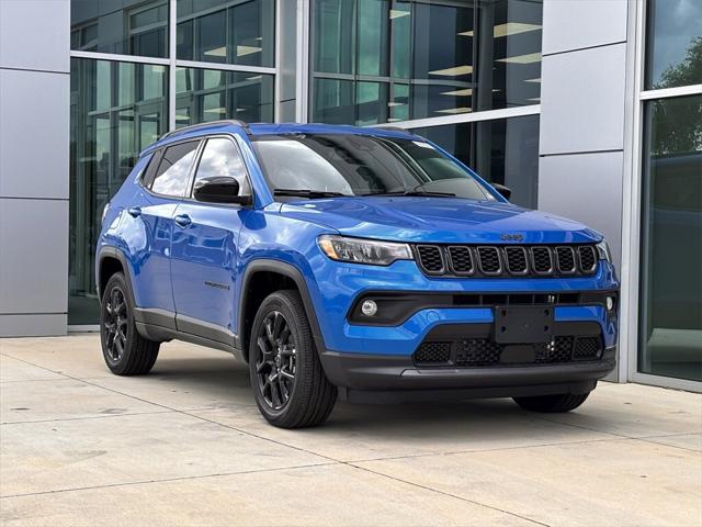 2025 Jeep Compass COMPASS LATITUDE 4X4