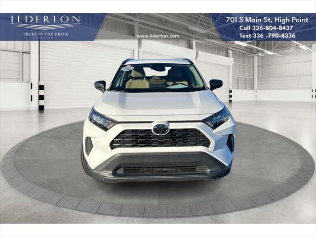 2020 Toyota RAV4 LE