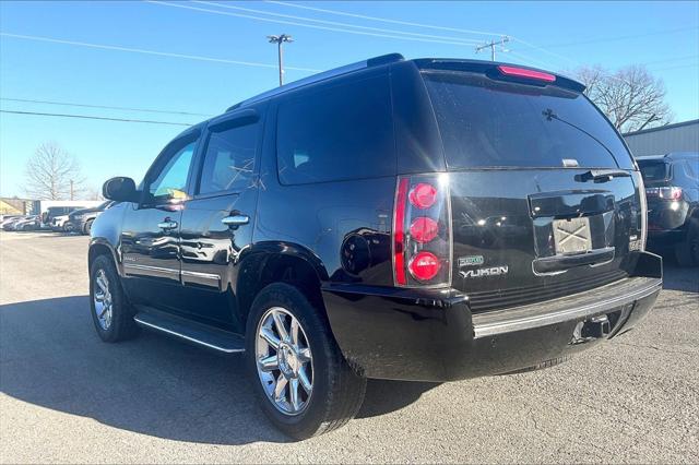 Used 2011 GMC Yukon For Sale in OLIVE BRANCH, MS