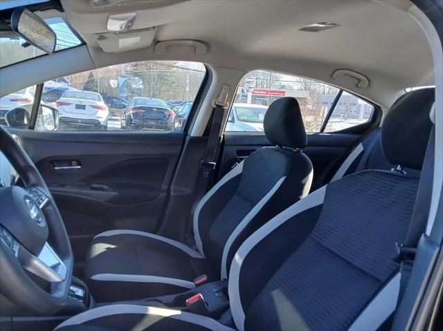 2021 Nissan Versa SV Xtronic CVT