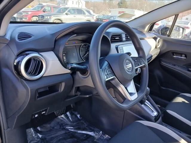 2021 Nissan Versa SV Xtronic CVT