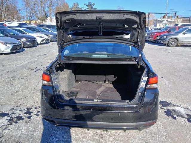 2021 Nissan Versa SV Xtronic CVT
